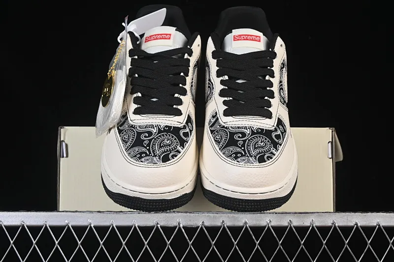All Categories Nk Air Force 1 Air Force Series Nk Air Force 1 Low Air Force Low Nike Air Force 1'07 Low Cashew Flower Classic White and Black Air Force One Low Casual Shoes ZD1988-005